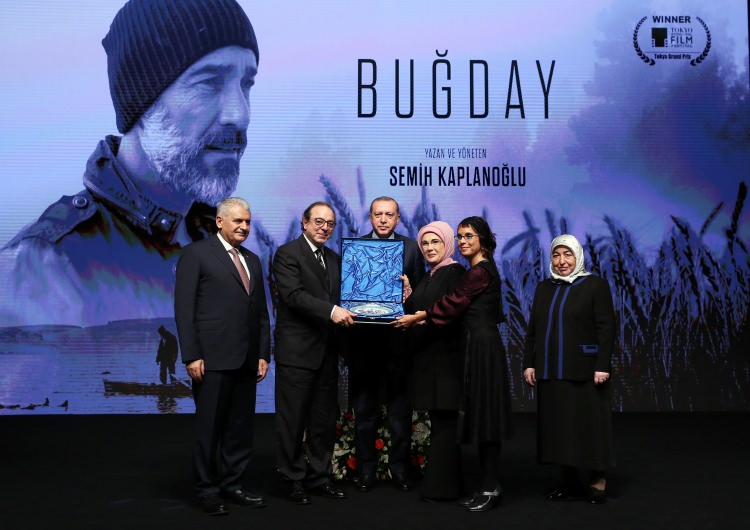 Cumhurbaşkanı Erdoğan Buğday filminin galasına ev sahipliği yaptı 8