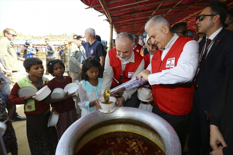 Başbakan Yıldırım'dan Arakanlı müslümanlara ziyaret 14