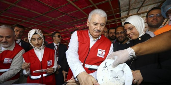 Başbakan Yıldırım'dan Arakanlı müslümanlara ziyaret