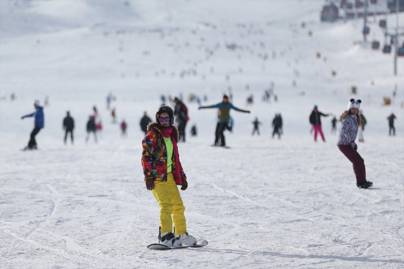 Erciyes Dağı hafta sonu doldu taştı 9