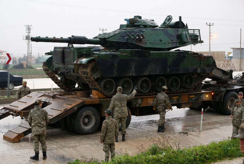 Türk tankları Reyhanlı'da 10