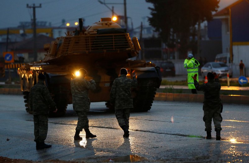 Türk tankları Reyhanlı'da 11