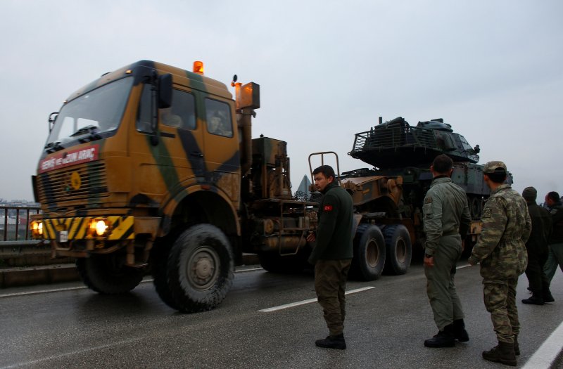 Türk tankları Reyhanlı'da 5