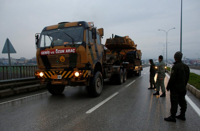 Türk tankları Reyhanlı'da 7