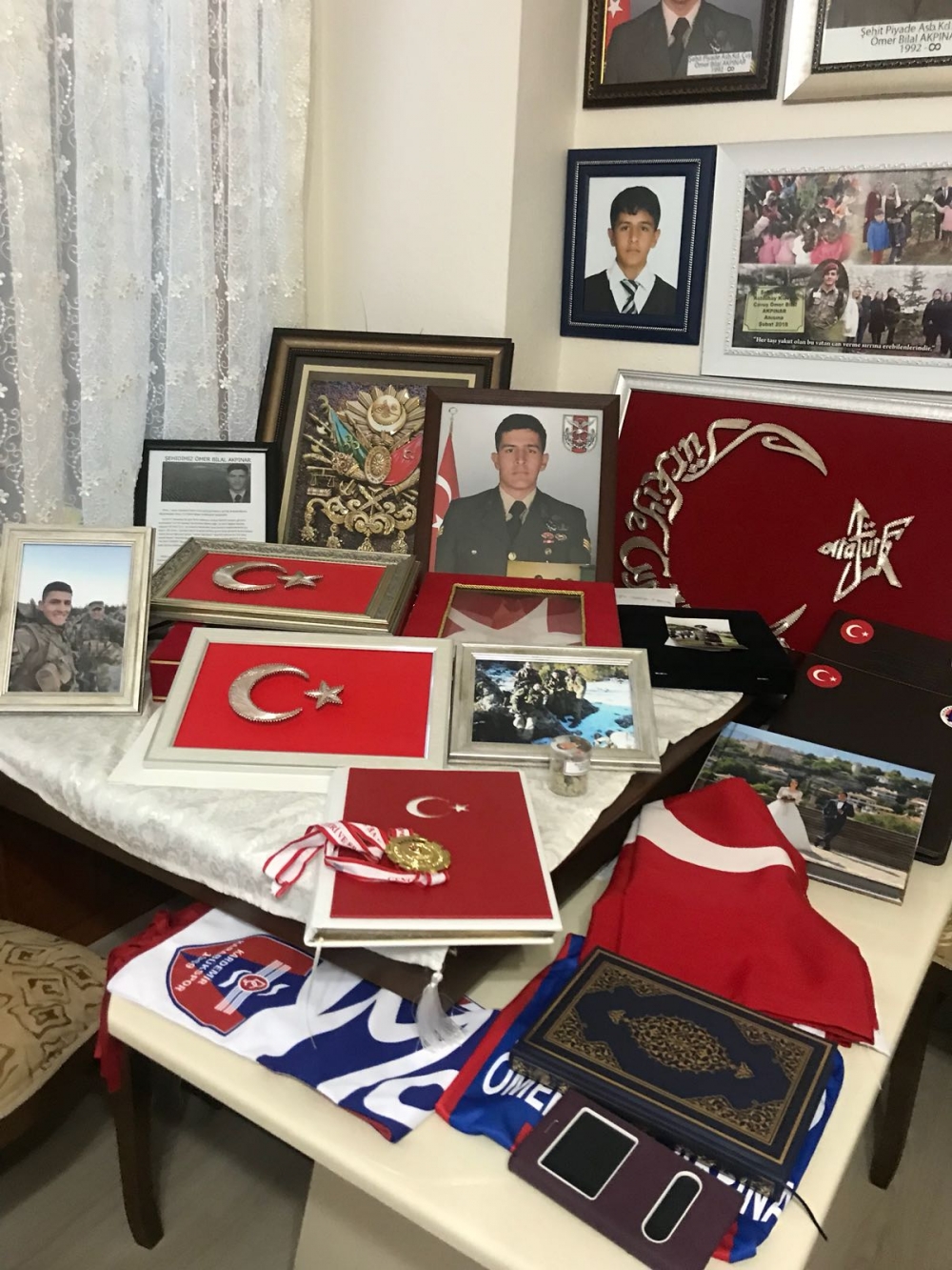 Bakan Yardımcısı Mehmet Ceylan Şehit Akpınar'ın ailesini ziyaret et 7