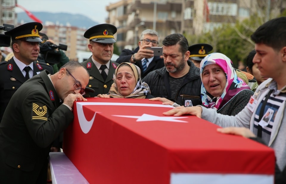 Türkiye Afrin şehitlerini uğurluyor 3