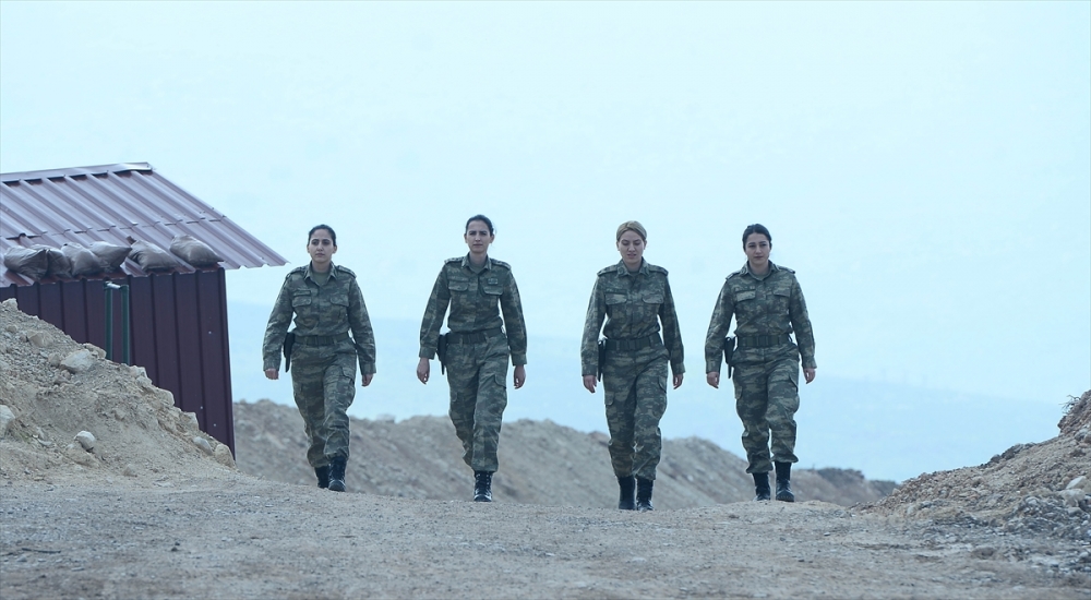 Zeytin Dalı'nın kadın subayları 1