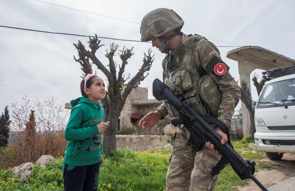 Afrin'de Mehmetçiğe sevgi gösterisi 10