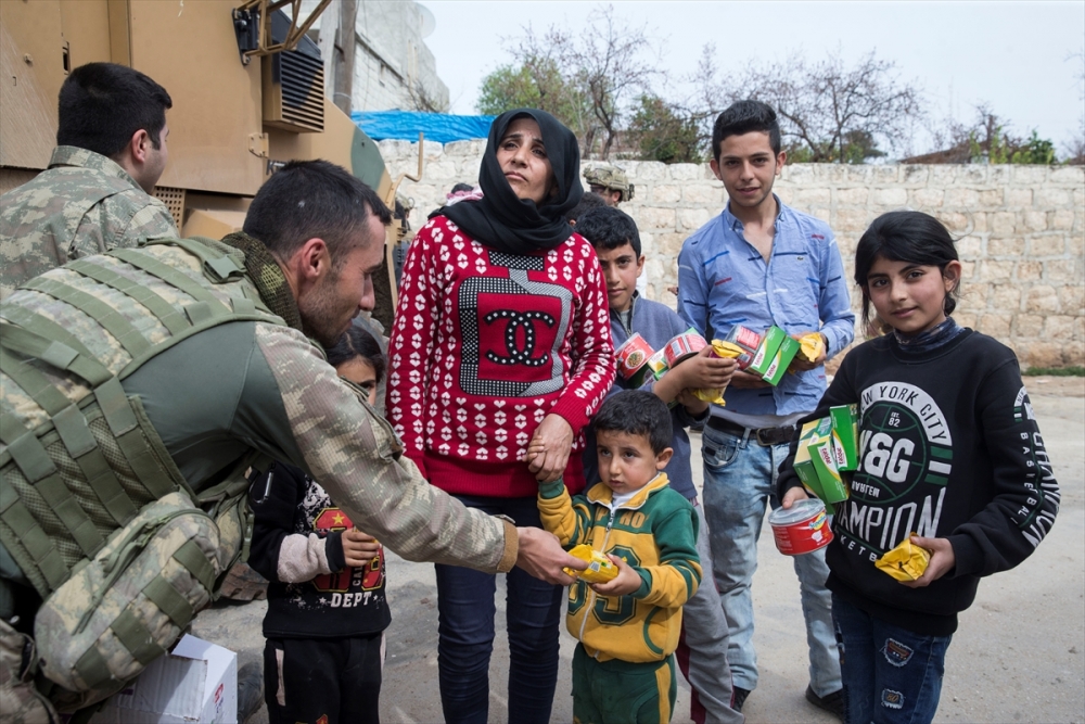 Afrin'de Mehmetçiğe sevgi gösterisi 4