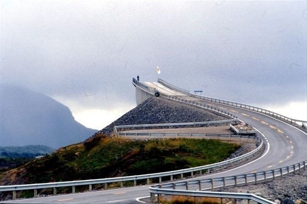 Görenleri hayrete düşüren ilginç yollar 9