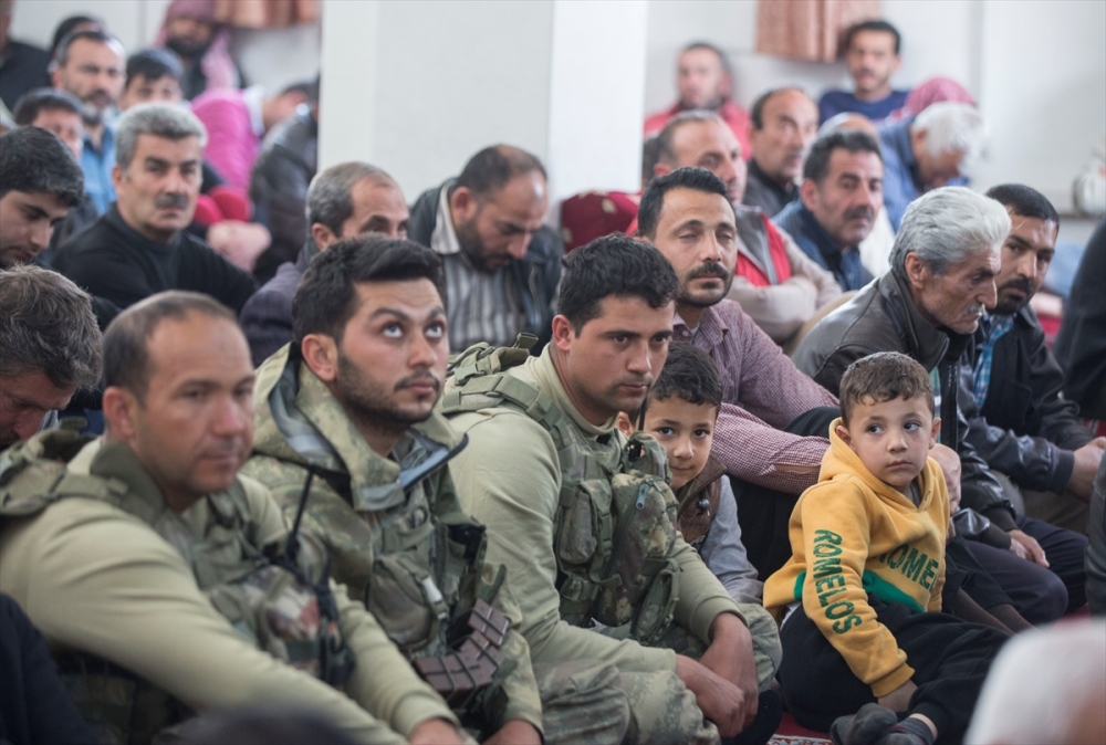 YPG'den temizlenen Afrin'de ilk Cuma namazı 2