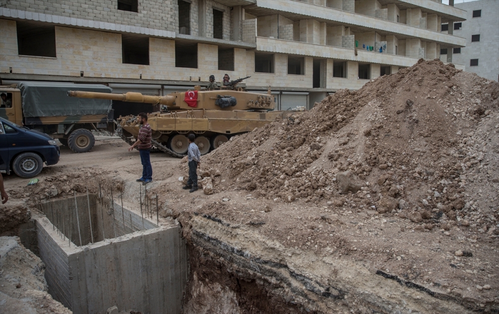 Afrin’de teröristlerin beton fabrikası bulundu 11