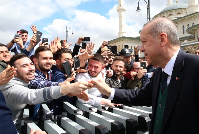 Cumhurbaşkanı Erdoğan, Almanya'dan gelen Türk gençleriyle buluştu 4