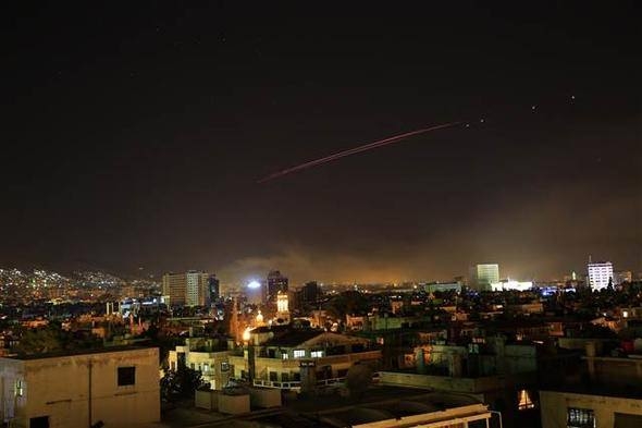 Üç ülke füzeler ve uçaklarla Esed rejimini vurdu 2
