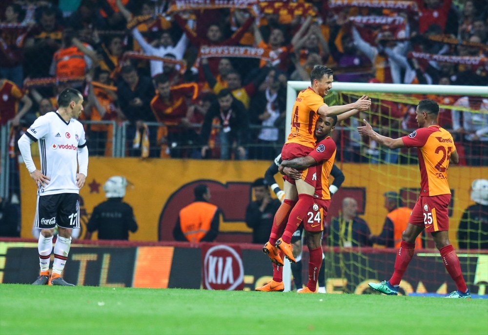 Galatasaray Beşiktaş maçında kareler 39