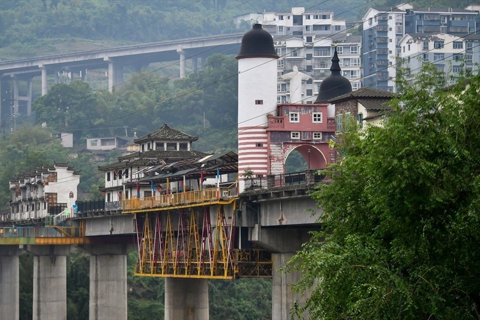 Çin'deki sıra dışı köprü! 2