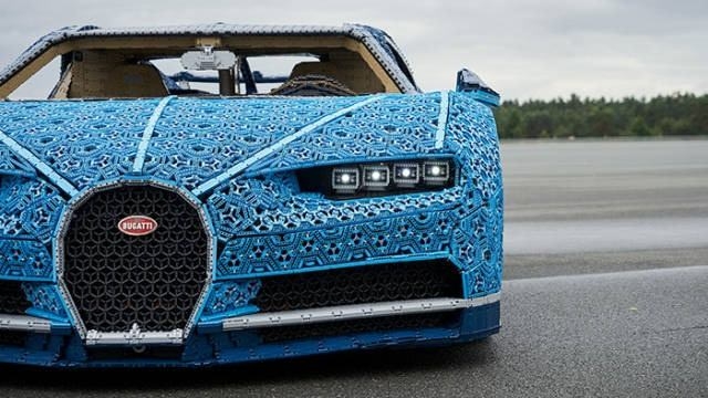 Bugatti Chiron'u bakın neyle kapladılar!... 3