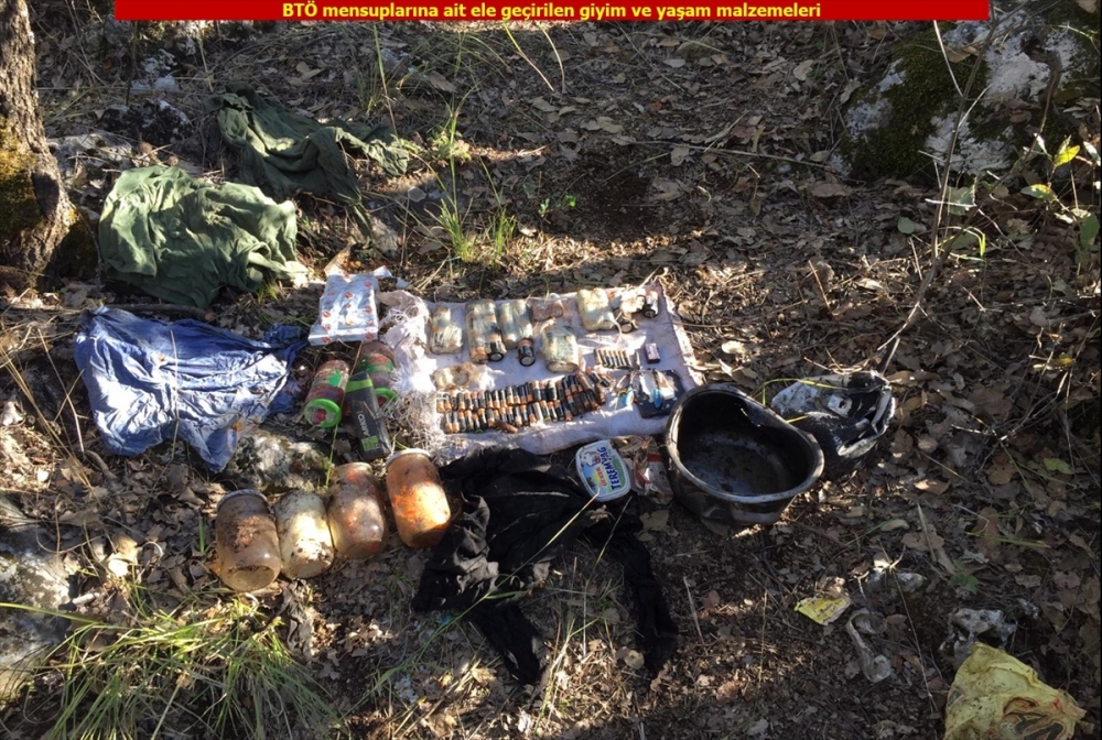 Diyarbakır'da saldırı hazırlığındaki 3 PKK'lı terörist yakalan 4