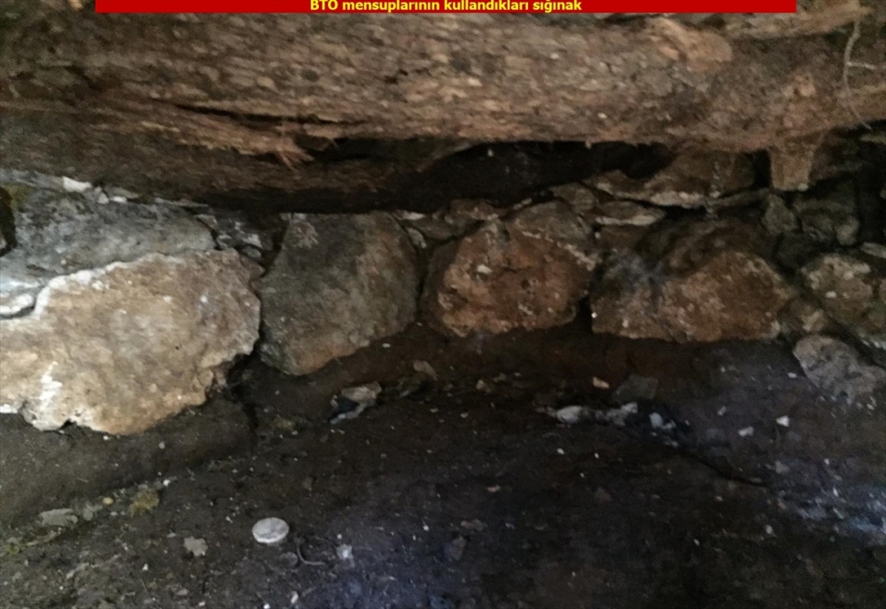 Diyarbakır'da saldırı hazırlığındaki 3 PKK'lı terörist yakalan 8