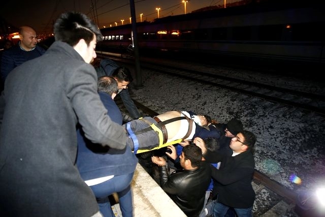 Ankara'da Yüksek Hızlı Tren kaza yaptı! 2
