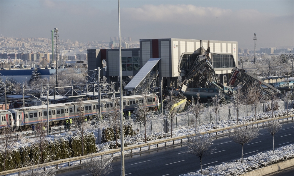 Ankara'da Yüksek Hızlı Tren kaza yaptı! 35