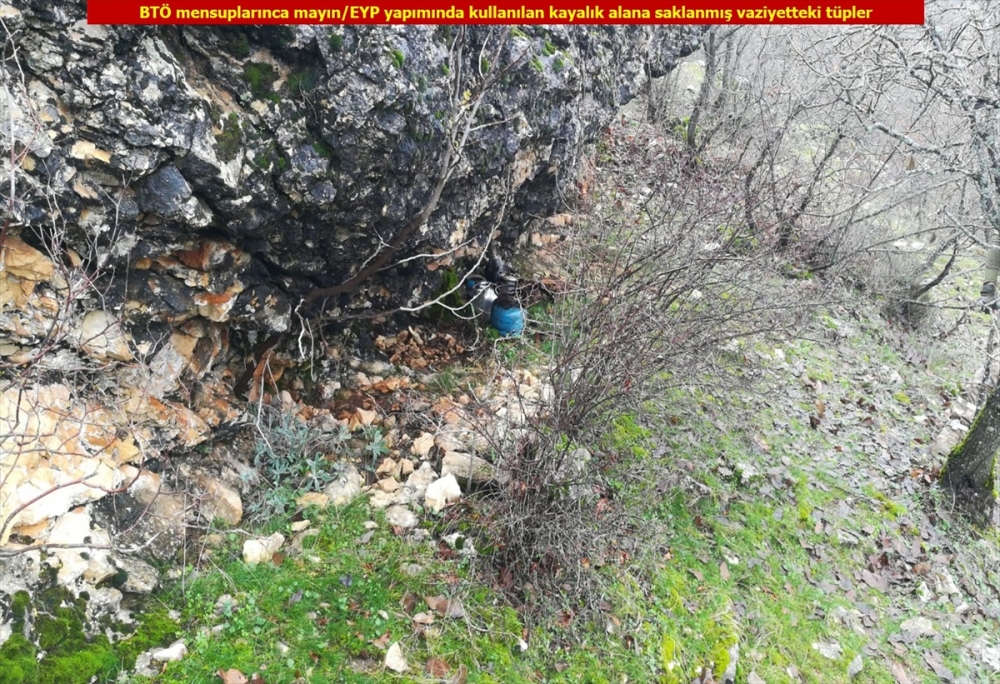 PKK'lı teröristlerin barındığı yerler imha edildi! 13