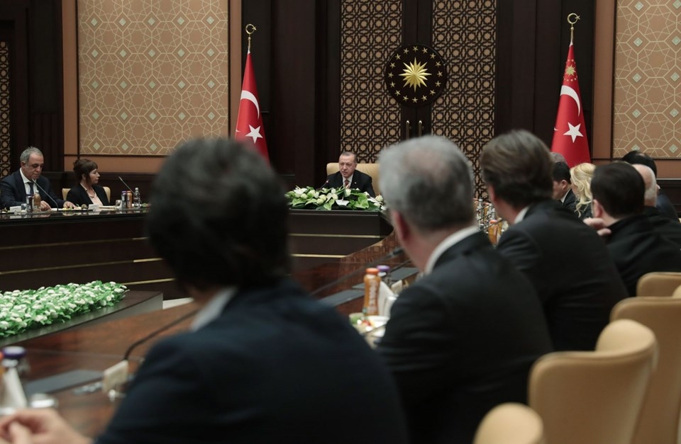 Erdoğan ile sinema sektörü temsilcileri bir araya geldi! 23