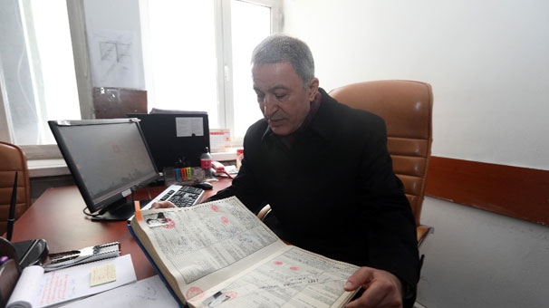 37 yıl sonra aynı makam odasında 5