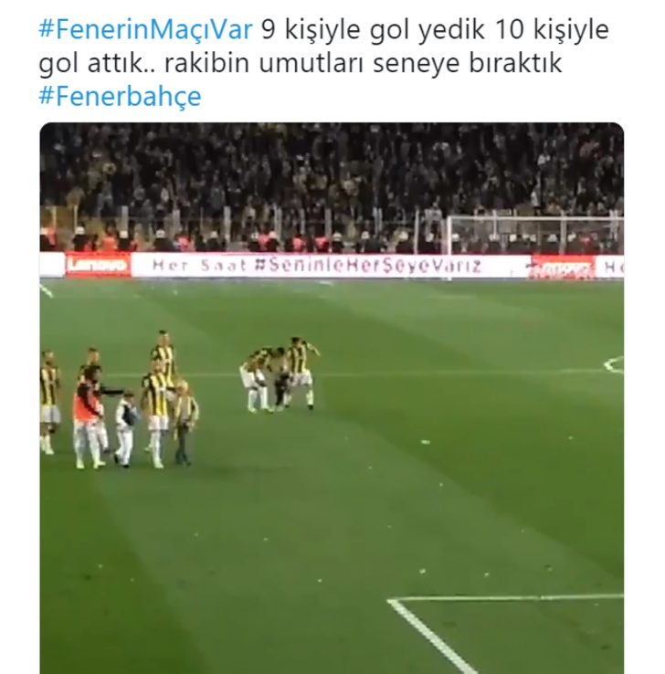 Kadıköy'de seri 20 yıla çıktı sosyal medya yıkıldı! İşte o capsler. 12