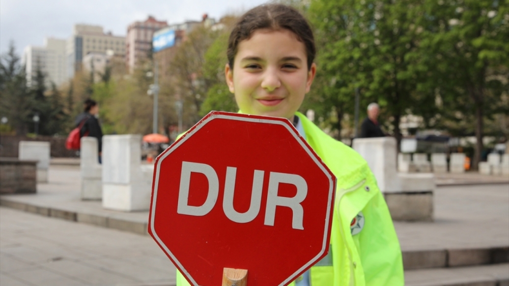 Minik polislerden denetim! 'Öncelik yaşayan adımlar' 3