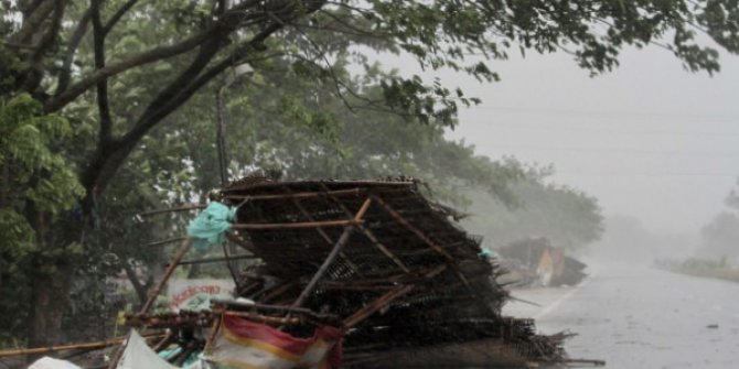 Fani Kasırgası Hindistan'a ulaştı