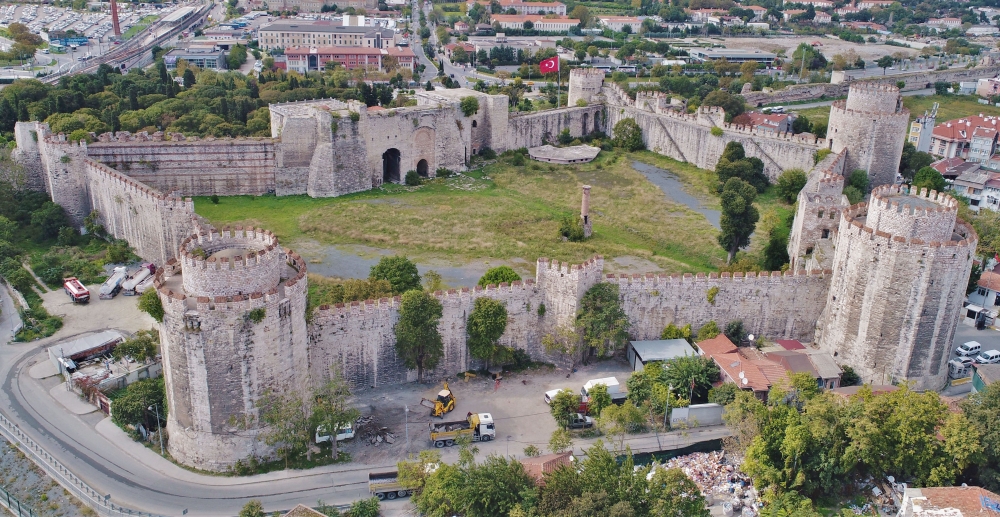 İstanbul'un gezilecek tarihi yerleri sizi büyüleyecek 12