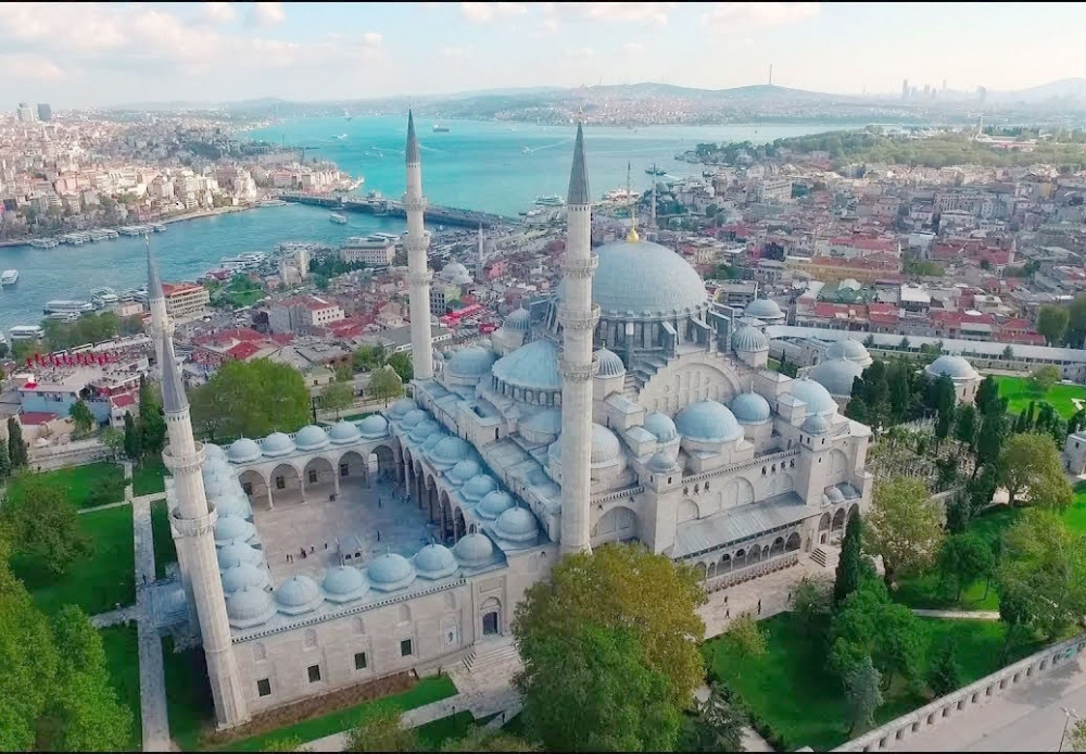 İstanbul'un gezilecek tarihi yerleri sizi büyüleyecek 4