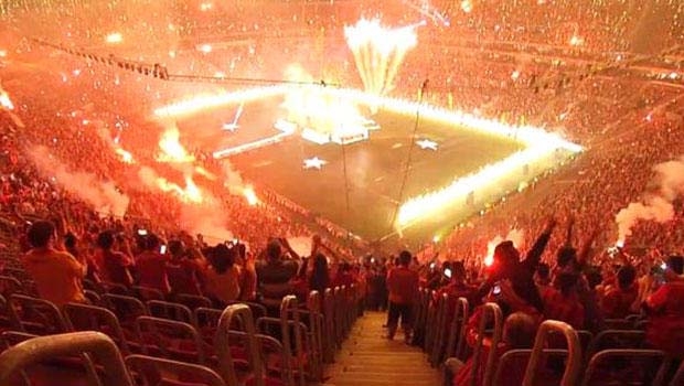 Galatasaray 22. şampiyonluğunu taraftarıyla birlikte kutladı 2