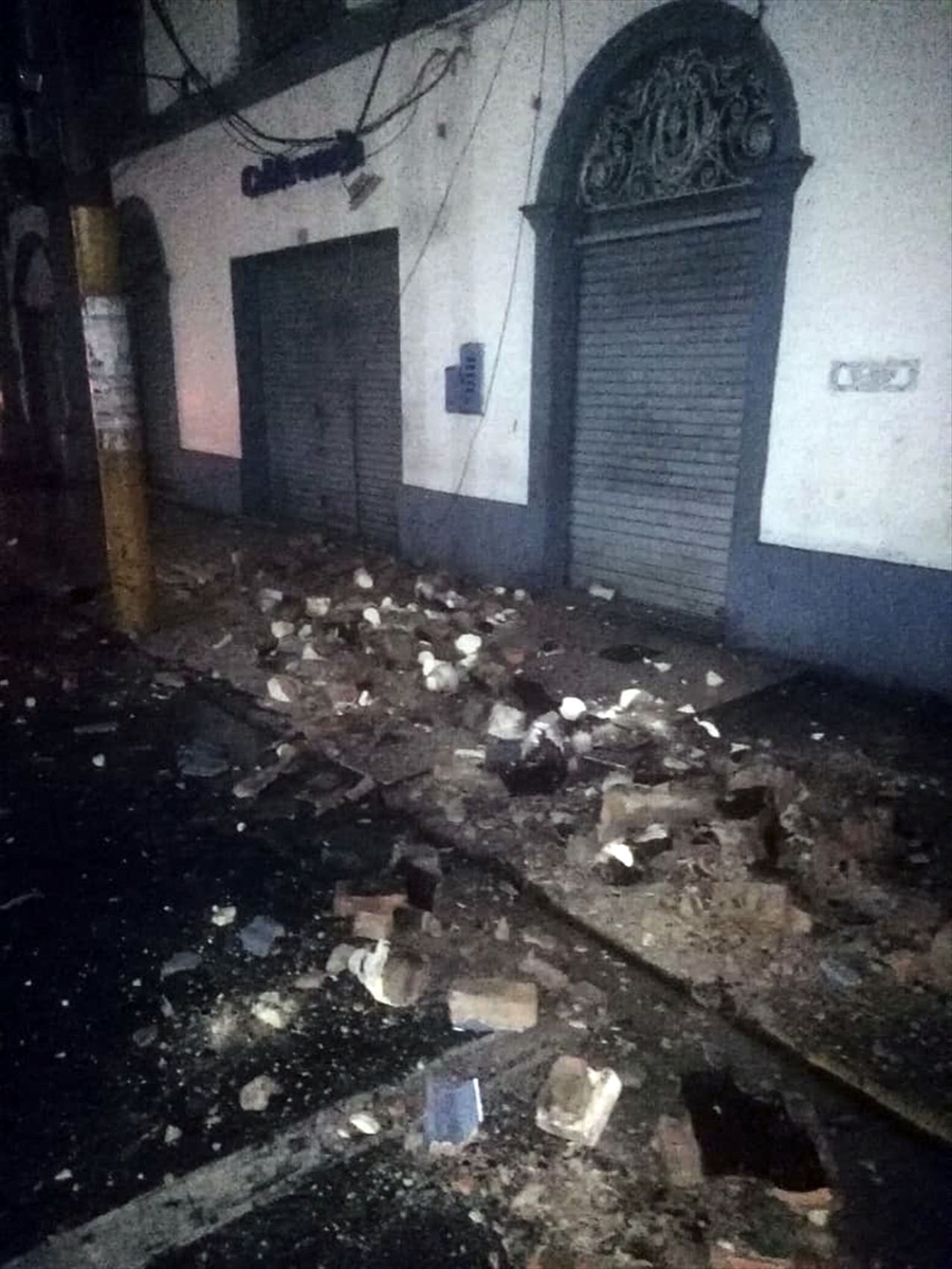 Peru'da şiddetli deprem meydana geldi 5