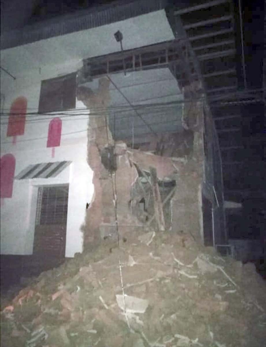 Peru'da şiddetli deprem meydana geldi 8