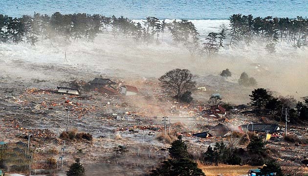 Doğanın karşı konulmaz hali Tsunami 8