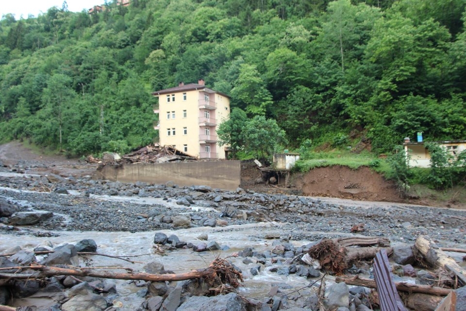Trabzon'un Araklı ilçesindeki sel felaketi 2