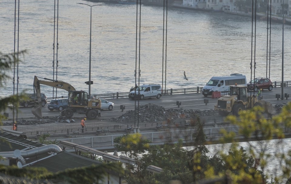 FSM'de onarım yoğunluğu başladı! Köprüde yoğunluk sabah yaşandı! 8