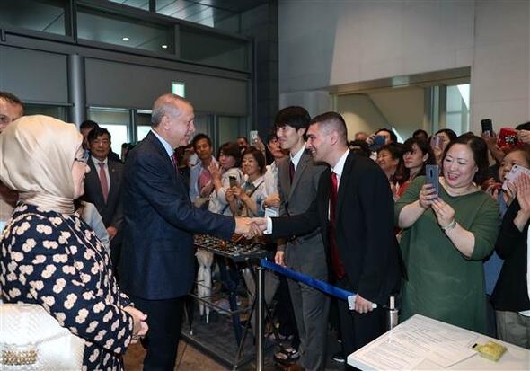 Cumhurbaşkanı Erdoğan'dan Japonya'da sergi ziyareti 1