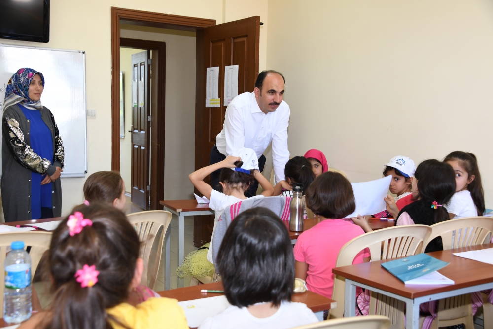 Başkan Altay Genç KOMEK Yaz Okulu Öğrencileriyle Buluştu 4