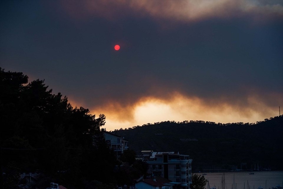 Muğla'daki orman yangını! 18 saat sonra kontrol altına alındı 17