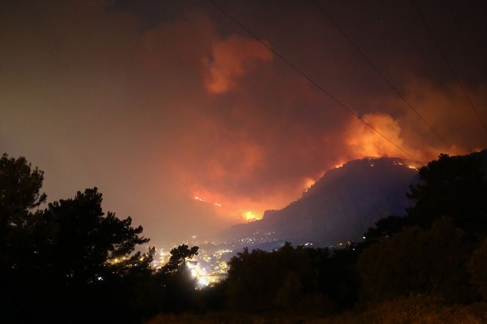 Muğla'daki orman yangını! 18 saat sonra kontrol altına alındı 3