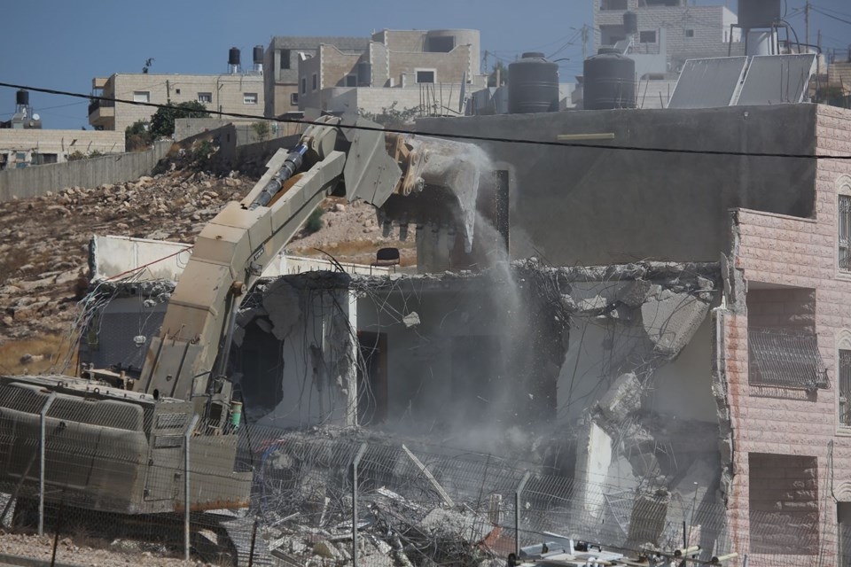 Doğu Kudüs'te yıkım gerginliği! Evleri yıkmaya başladılar 1