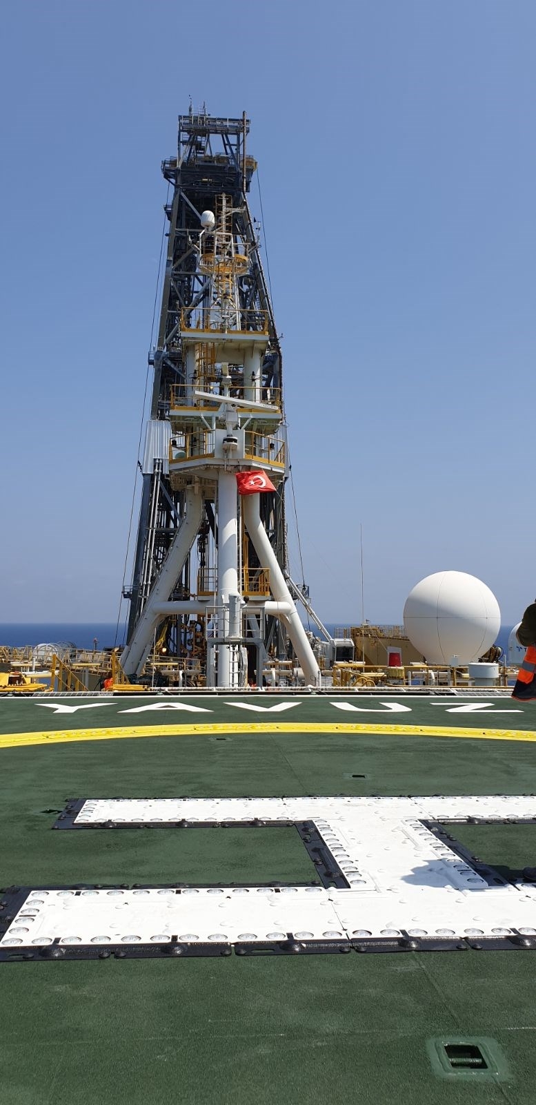 Bakan açıkladı! 'Yavuz' Doğu Akdeniz'de sondaja başladı 10