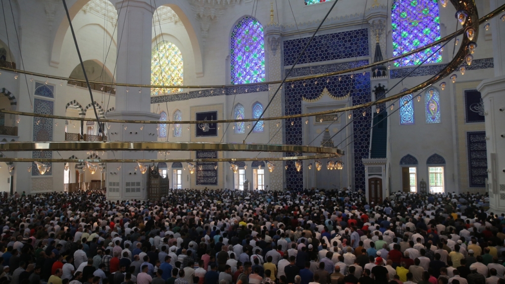 Türkiye'nin ve dünyanın dört bir yanında bayram namazı 6