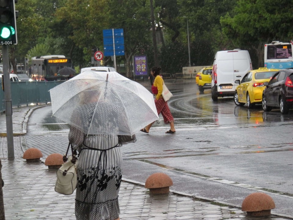 İstanbul'dan sağanak manzaraları! 4