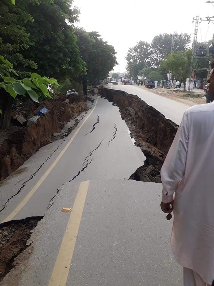 Pakistan’da 5.8 büyüklüğünde deprem 9