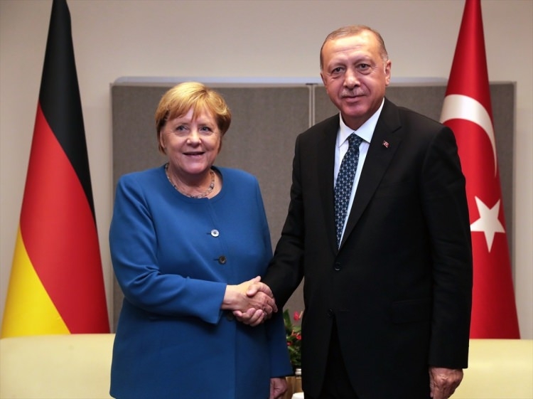 Yoğun diplomasi trafiği! Erdoğan dünya liderleriyle görüştü! 3