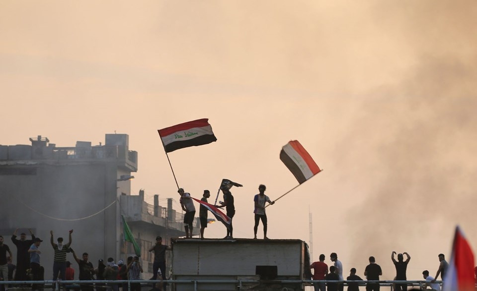 Irak'ta hükümet karşıtı gösteriler (Sosyal medya erişimi durdu,) 52